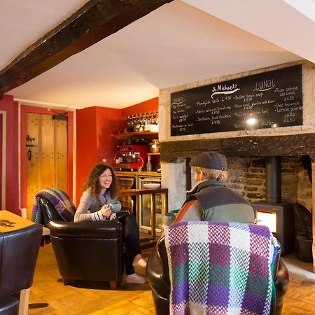 St.Michaels Bistro Bed and Breakfast Painswick Eksteriør billede