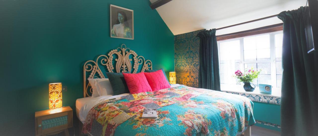 St.Michaels Bistro Bed and Breakfast Painswick Eksteriør billede